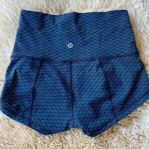 Lululemon Athletica Movement Bike Shorts 2" - Size 4 (Black/Blue)